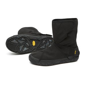 Vibram Furoshiki Oslo WP Arctic Grip Black Womens Shoes | India-630527